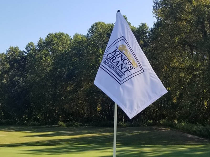 King's Grant Golf Club tee flag