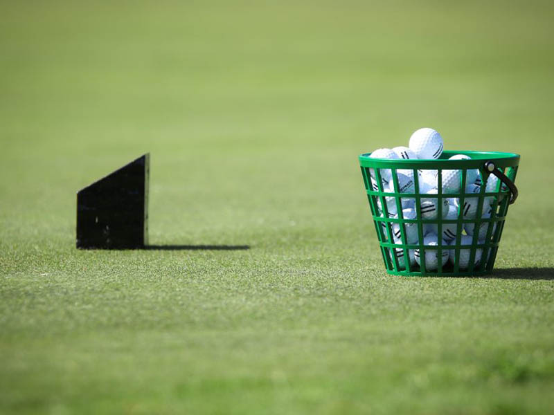 King's Grant Golf Club bucket of balls